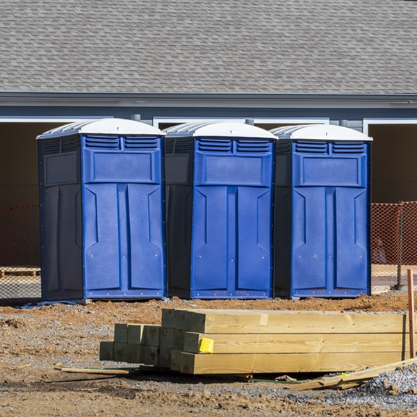 what is the cost difference between standard and deluxe porta potty rentals in Vienna Ohio